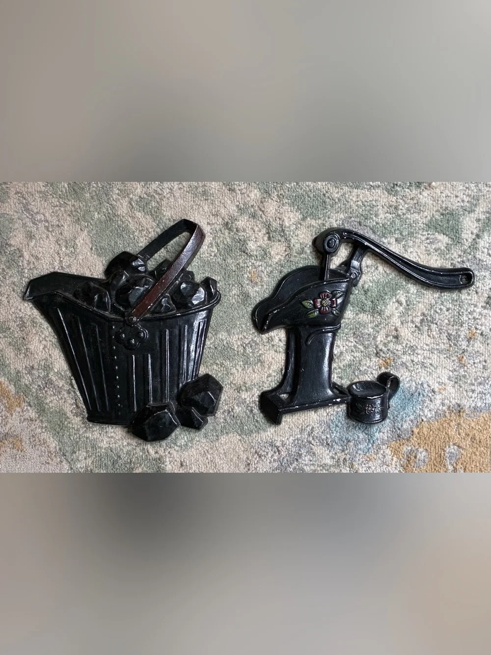 Vintage Sexton USA Cast Metal Wall Décor